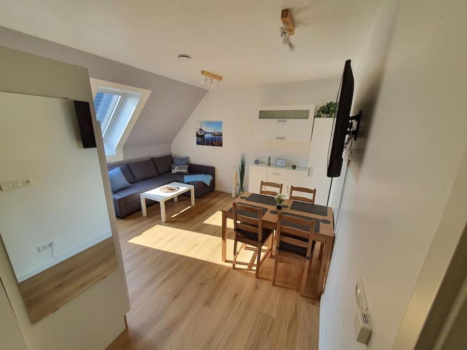 Kiel-Russee Familienwohnung, Lademoeglichkeit, Co2 Frei 外观 照片
